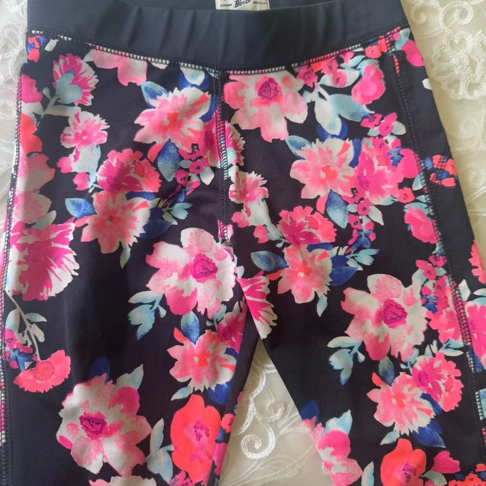 OshKosh B'gosh Black and Pink Floral Leggings
